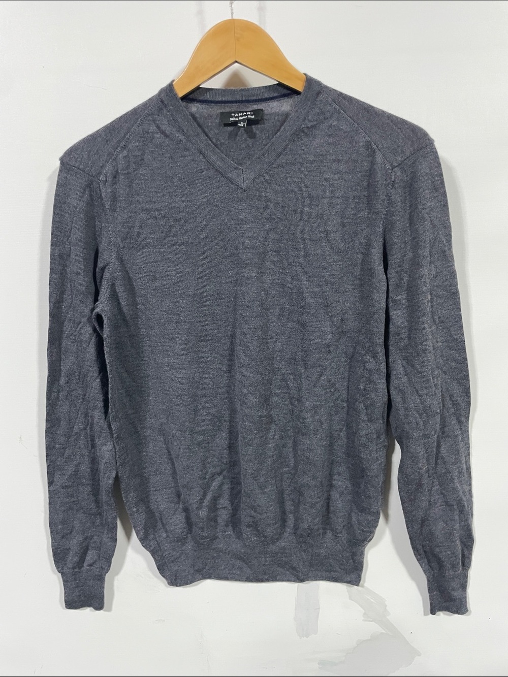 Tahari Men's Charcoal V-Neck Sweater